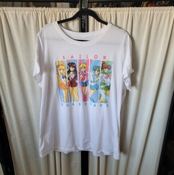 torrid Tops - Torrid size 2 Sailor Moon white tshirt
